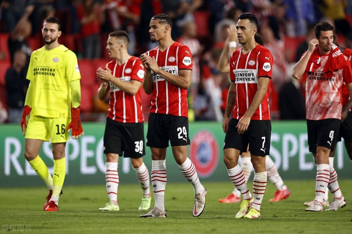 埃因霍温内部会议纪要流出——冲刺阶段回应争议，中超使命明确，控场能力受关注的简单介绍