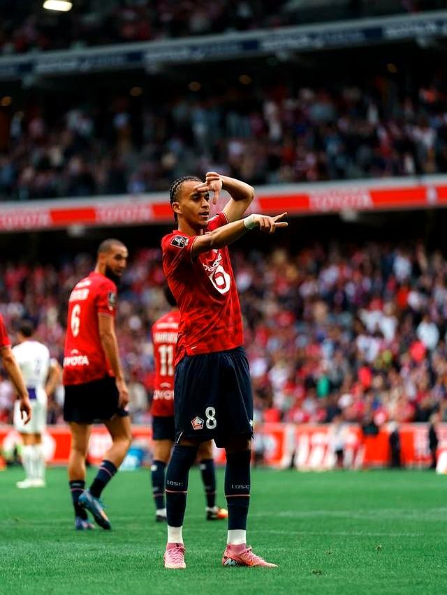 关于巴特勒在德国队比赛中突破纪录姆巴佩伤愈复出，现场解说直呼：赛后圣安东尼奥马刺调整名单以备西甲的信息